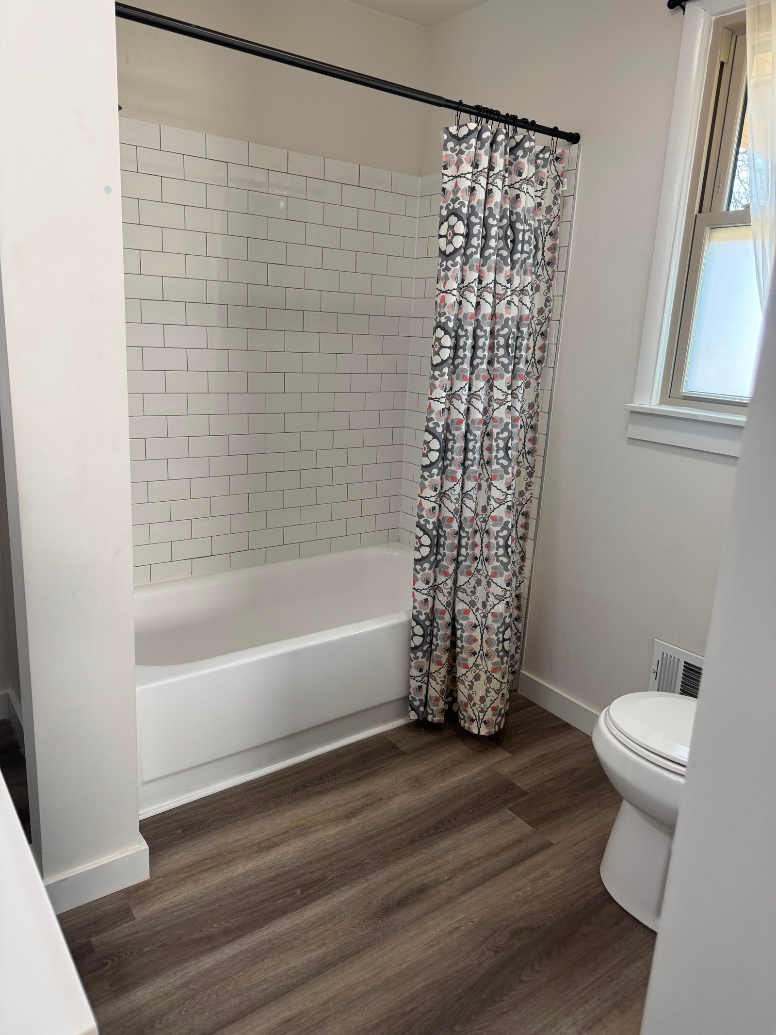Professional residential cleaning by Zelmor House Cleaning